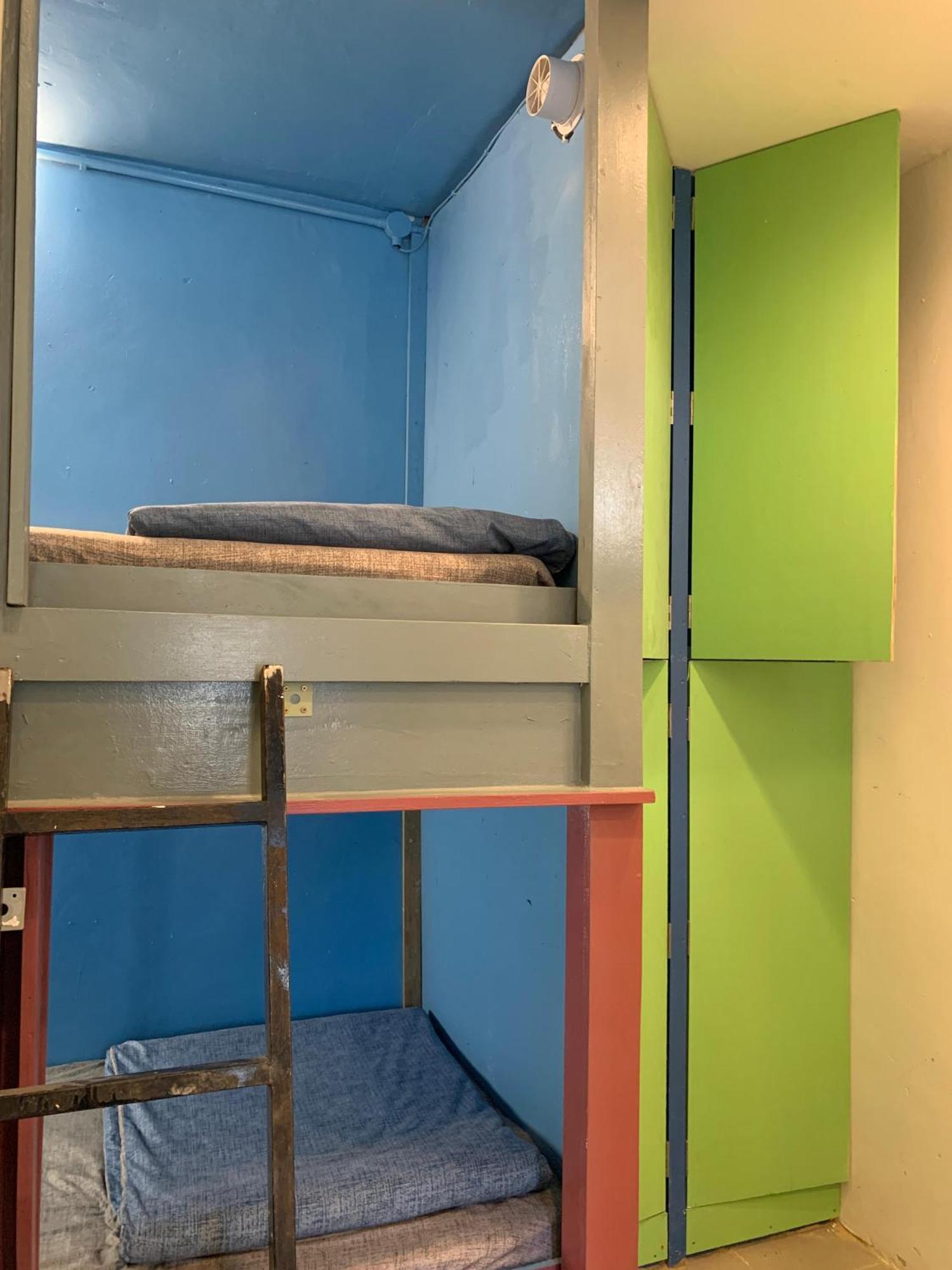 Bestow Capsule Hostel Κουάλα Λουμπούρ Εξωτερικό φωτογραφία